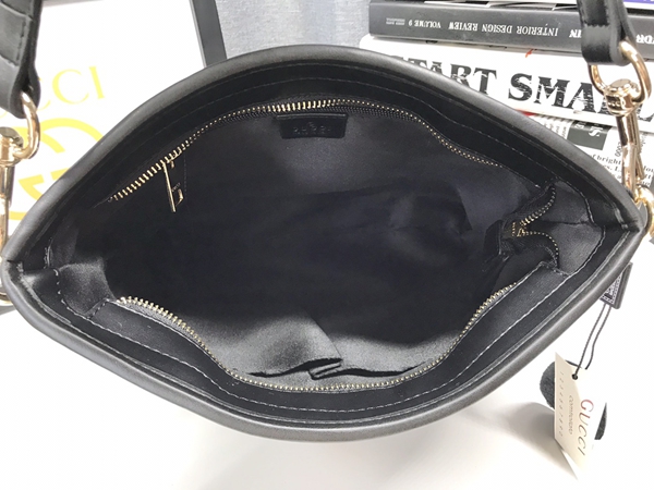 激安グッチバッグコピー着用イメージ